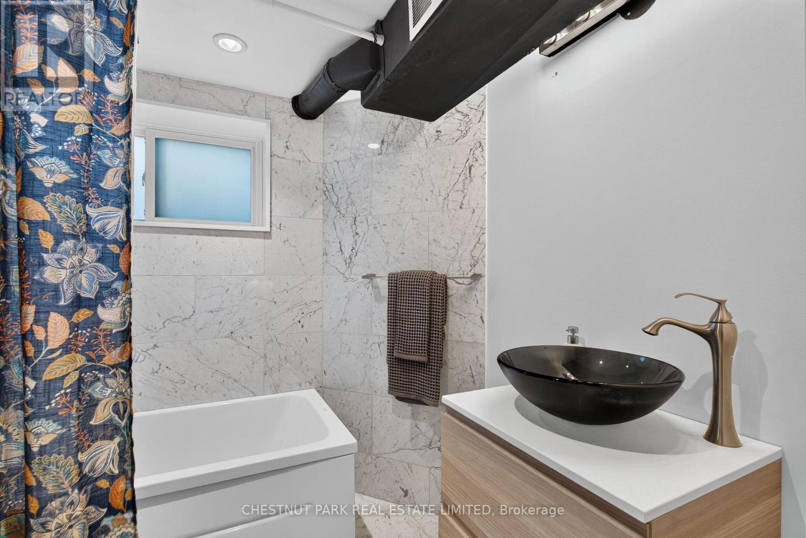 521 SUTHERLAND DRIVE - Image 31