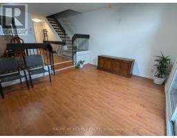Kitchen - 2 - 20 Hainford Street, Toronto, ON M1E4Y5 Photo 9