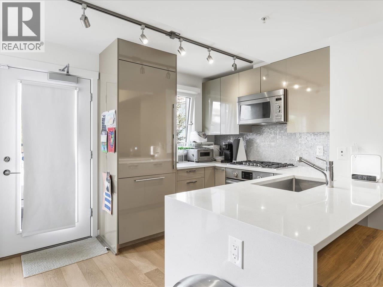 4183 CAMBIE STREET, Vancouver