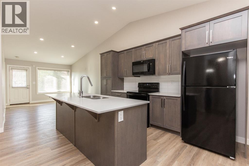 Listing photo – 45 Golden Crescent, Red Deer
