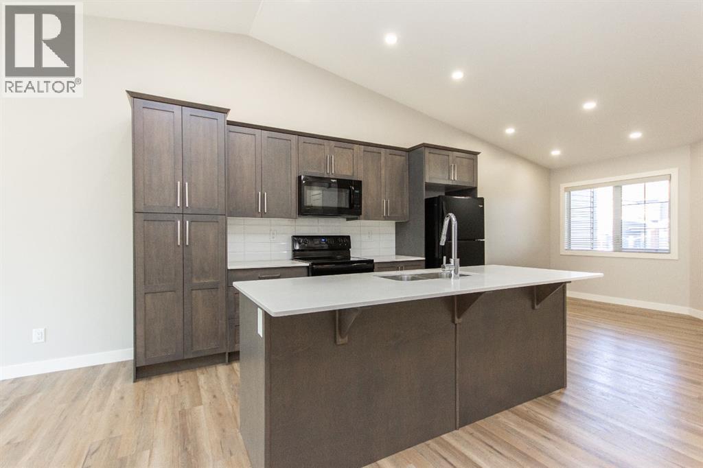 Listing photo – 45 Golden Crescent, Red Deer