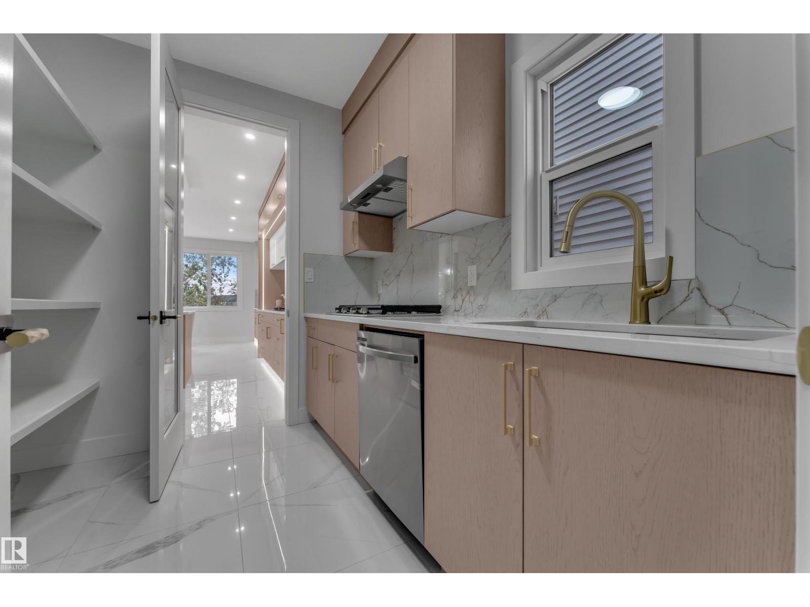 3136 7 Avenue SW - Image 14
