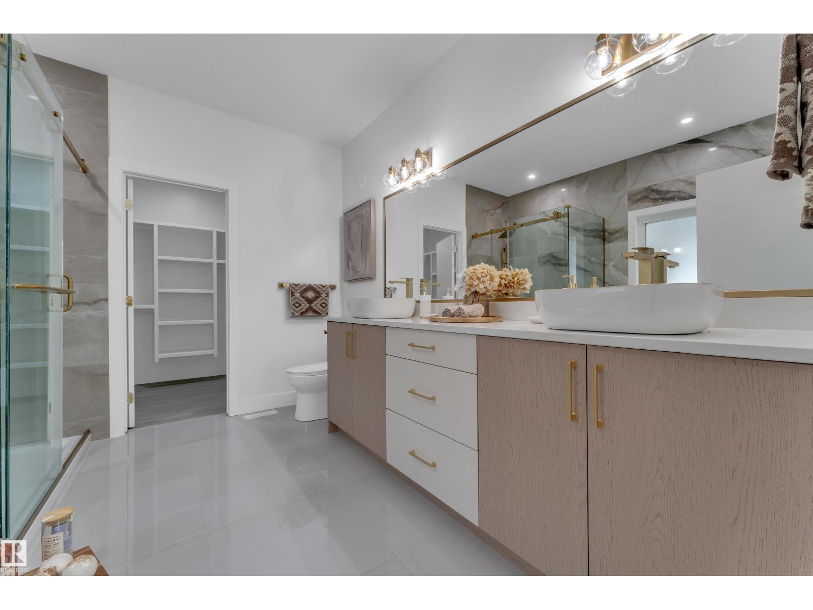 3136 7 Avenue SW - 37
