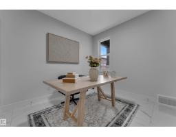 3136 7 Avenue Sw, Edmonton, AB T6X3M4 Photo 10