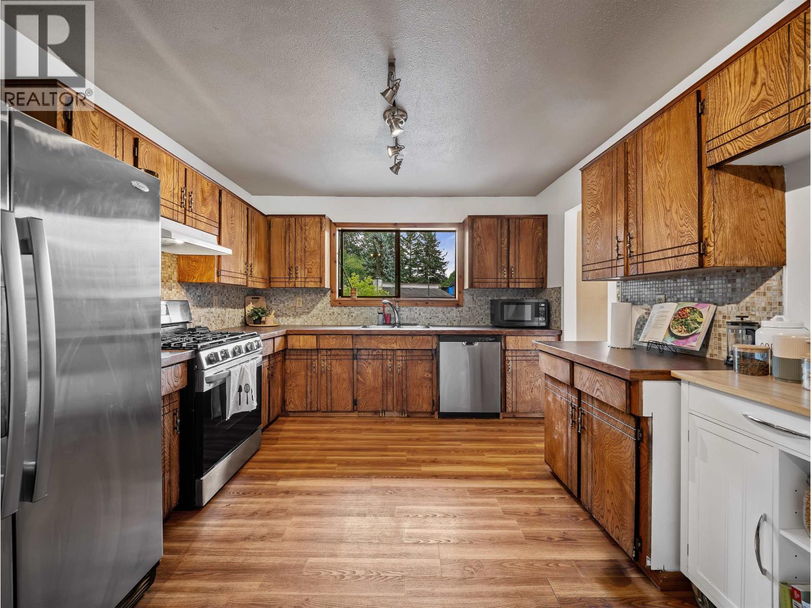 1120 WALLACE COURT, Coquitlam — photo 9