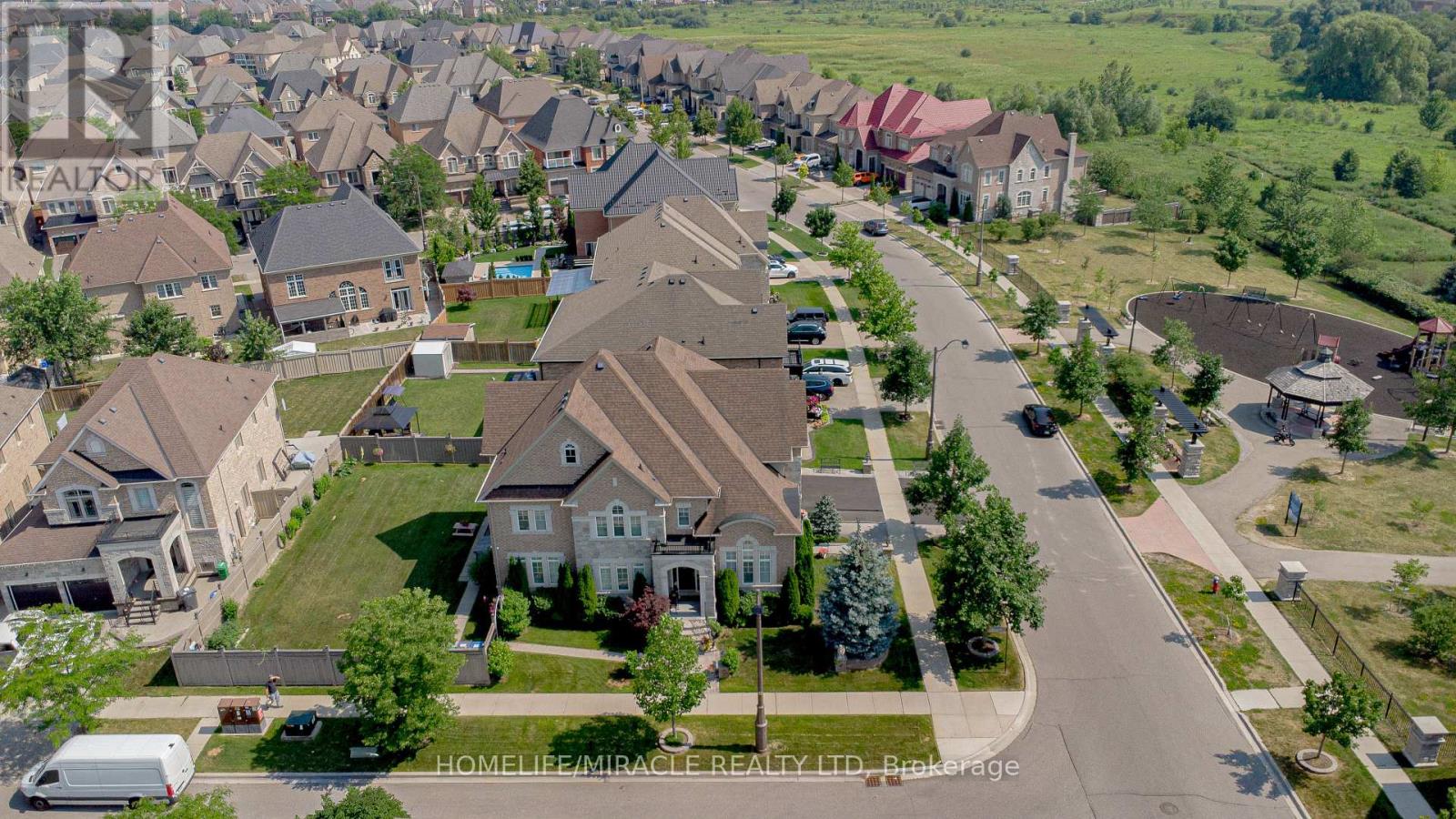 Photo of 37 Degrey Drive