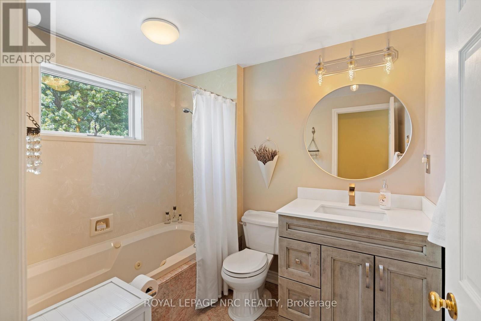 1287 THIRD ST LOUTH - Image 29