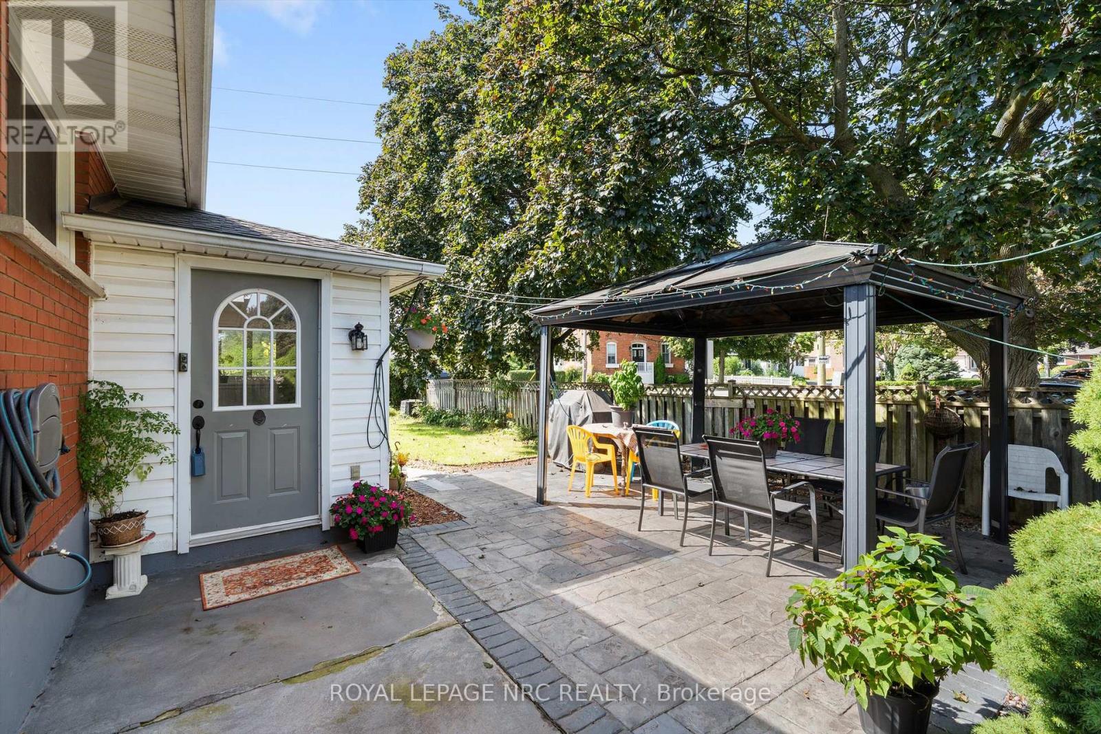 476 VINE STREET - 3