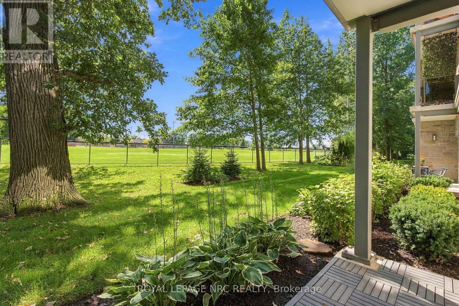 #107 105 VANSICKLE ROAD S - Image 29