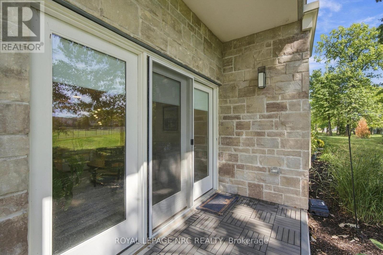 #107 105 VANSICKLE ROAD S - Image 28
