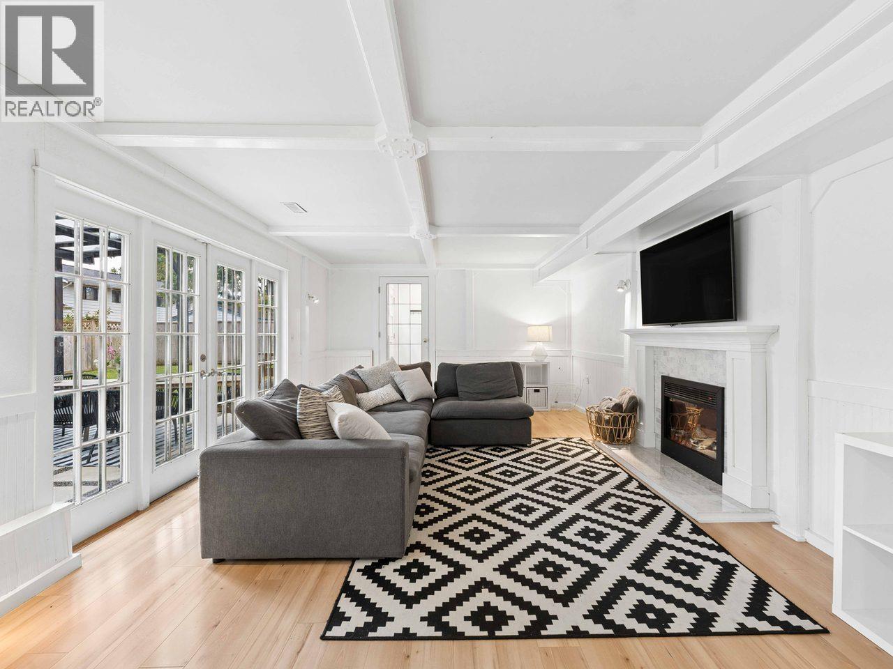 5326 BELAIR DRIVE, Delta