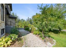 11 Ch. Du Vent, Chelsea, QC J9B1A8 Photo 33
