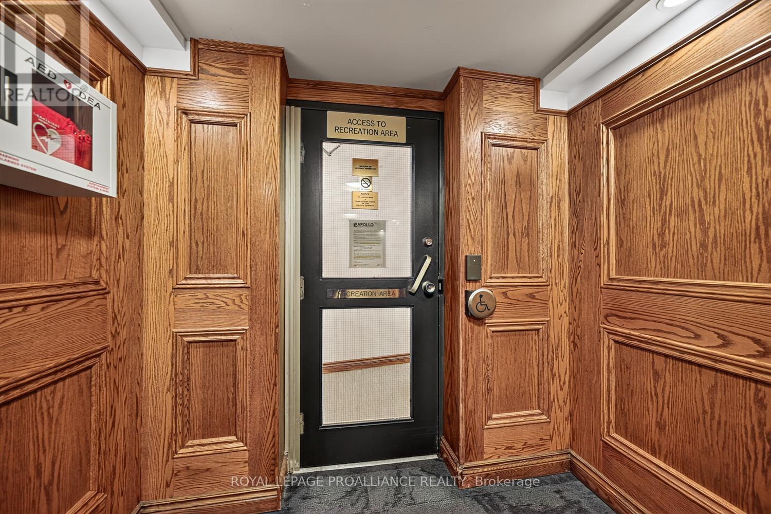 907 – 500 LAURIER AVENUE W, Ottawa. Luxury613. By Peter Sagos - Image 10
