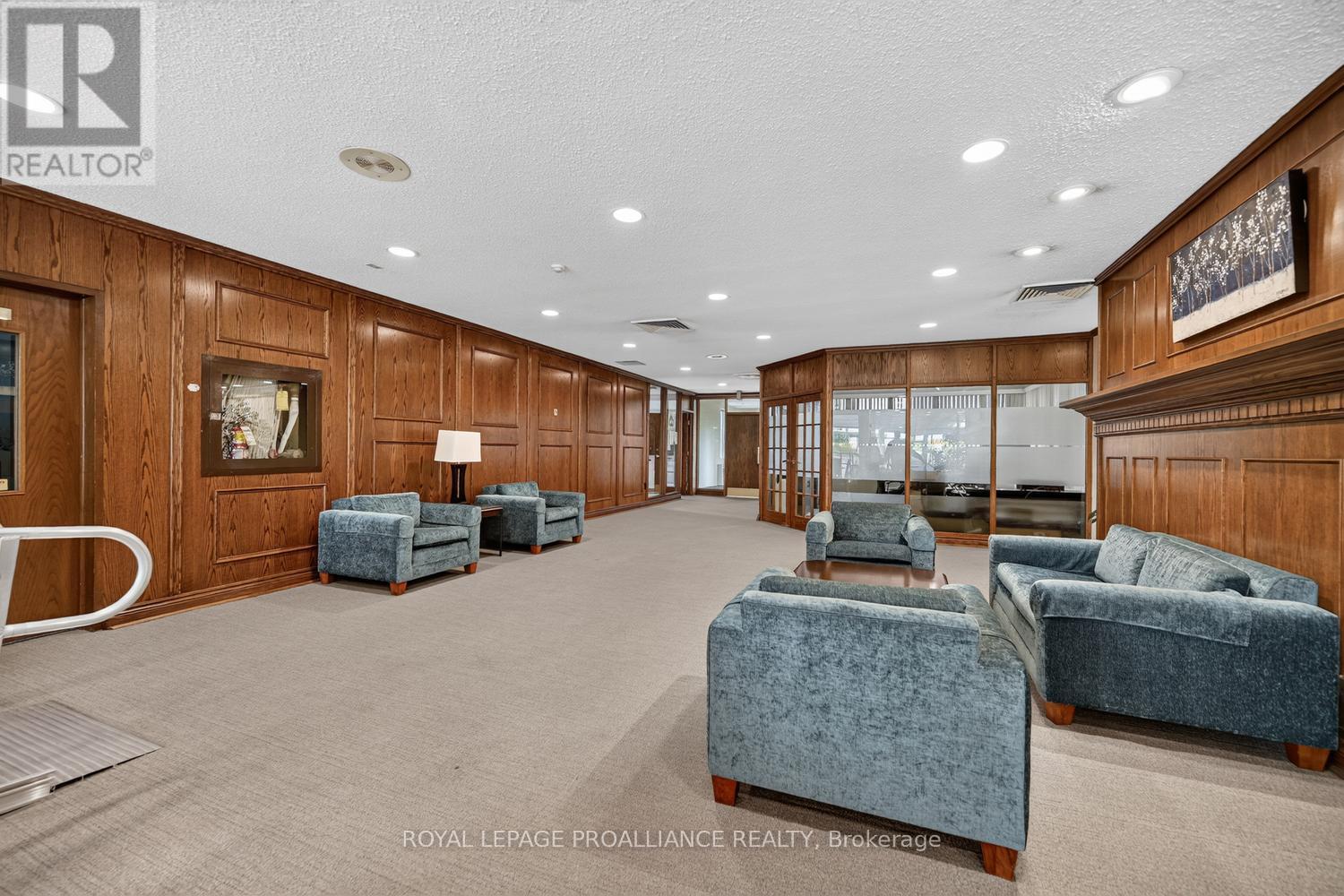 907 – 500 LAURIER AVENUE W, Ottawa. Luxury613. By Peter Sagos - Image 13