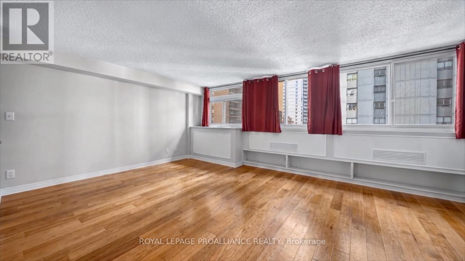 907 – 500 LAURIER AVENUE W, Ottawa. Luxury613. By Peter Sagos - Image 32