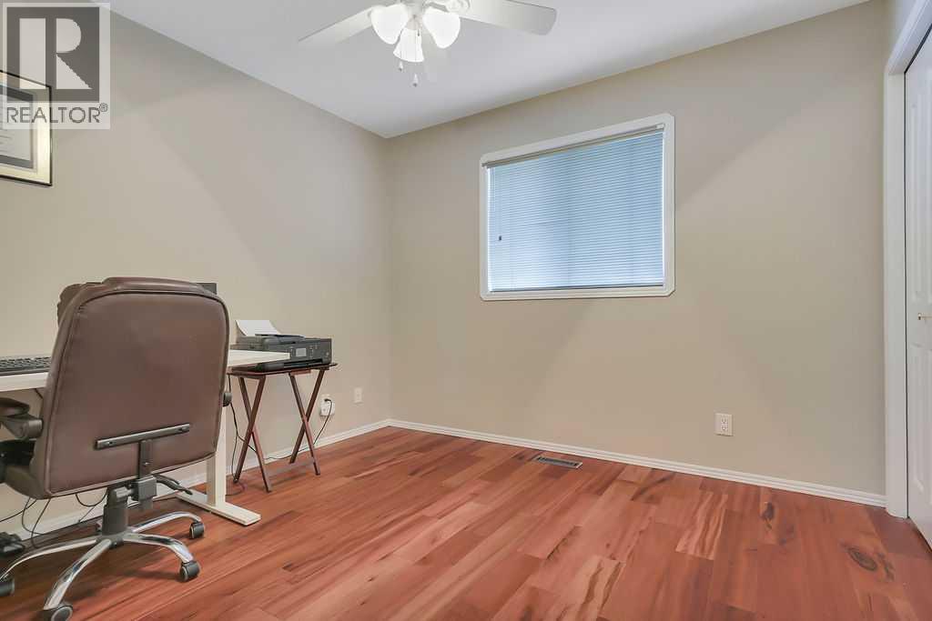 Listing photo – 68 Asmundsen Avenue, Red Deer