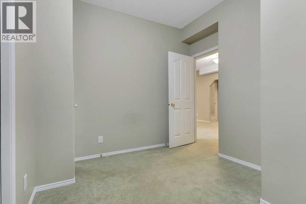 Listing photo – 68 Asmundsen Avenue, Red Deer