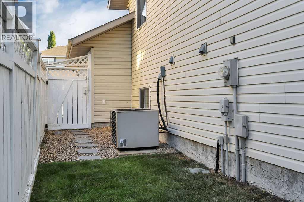 Listing photo – 68 Asmundsen Avenue, Red Deer