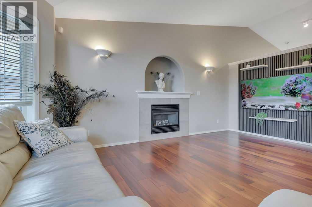 Listing photo – 68 Asmundsen Avenue, Red Deer