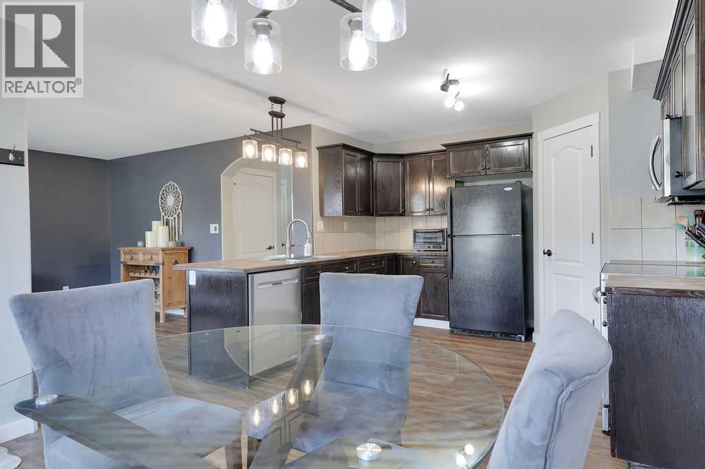Listing photo – 99 Inglewood Drive, Red Deer