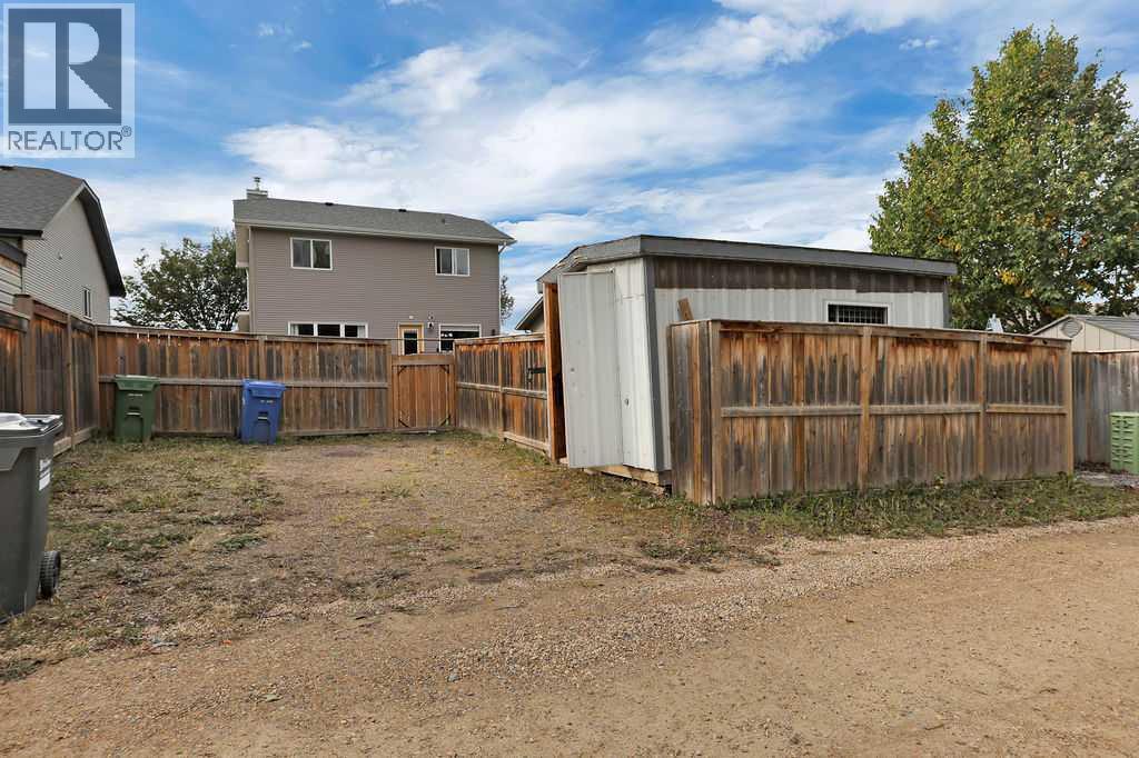 Listing photo – 99 Inglewood Drive, Red Deer