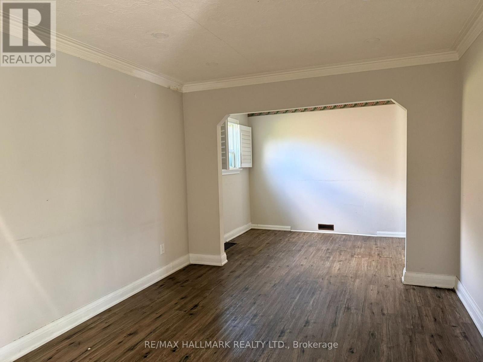 29 FLEMPTON CRESCENT - 7