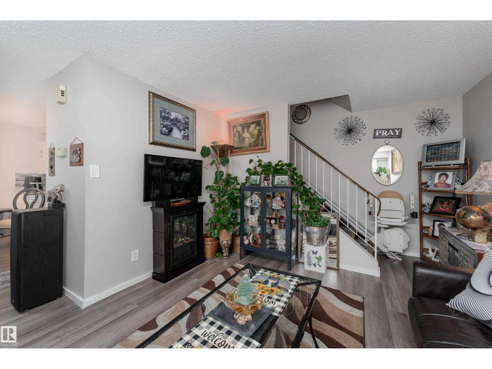 66 WILLOWDALE PL NW - 9