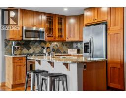 303, 701 Benchlands Trail, Canmore, AB T1W3G9 Photo 9