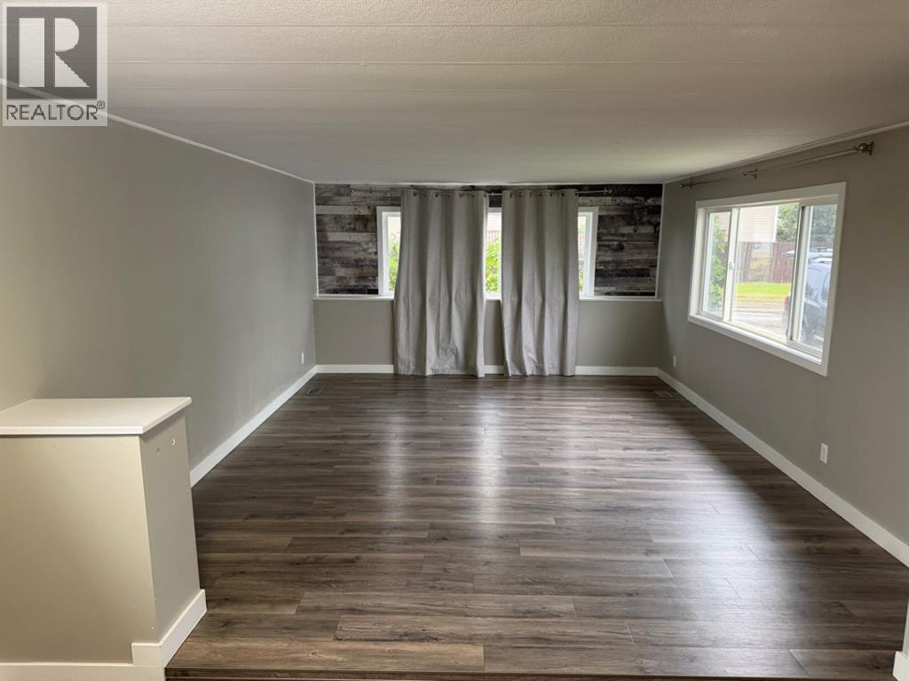 11918 98 Street - 2