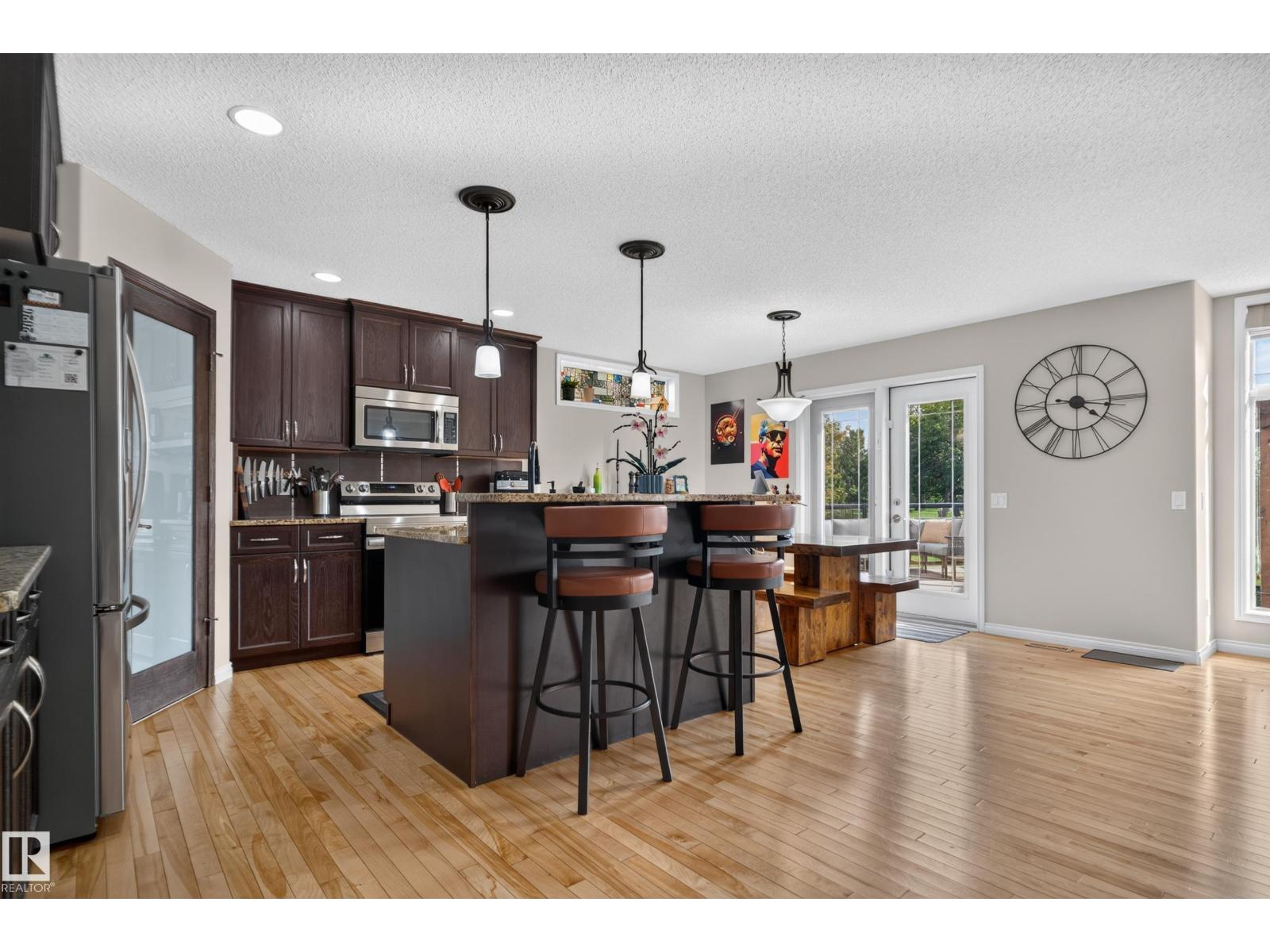 20853 92A AV NW, Edmonton — photo 8