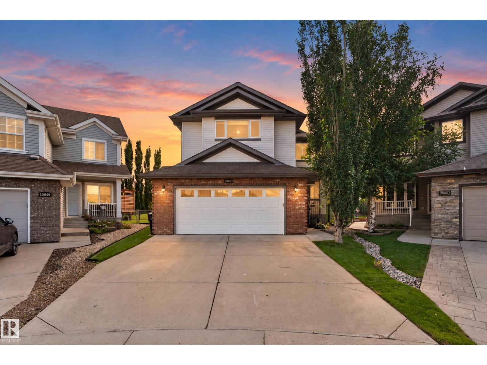 20853 92A AV NW, Edmonton — photo 1
