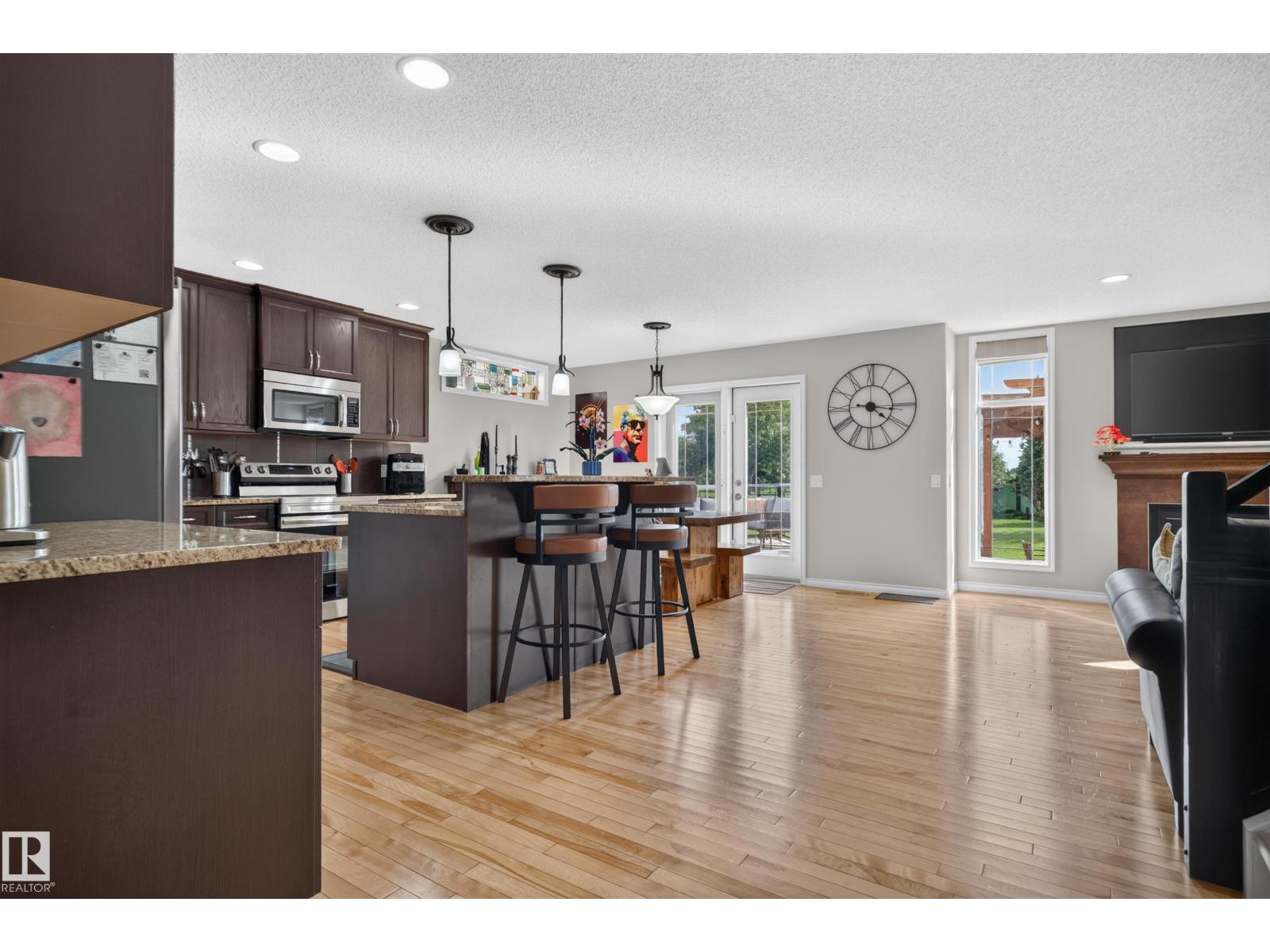 20853 92A AV NW, Edmonton — photo 7