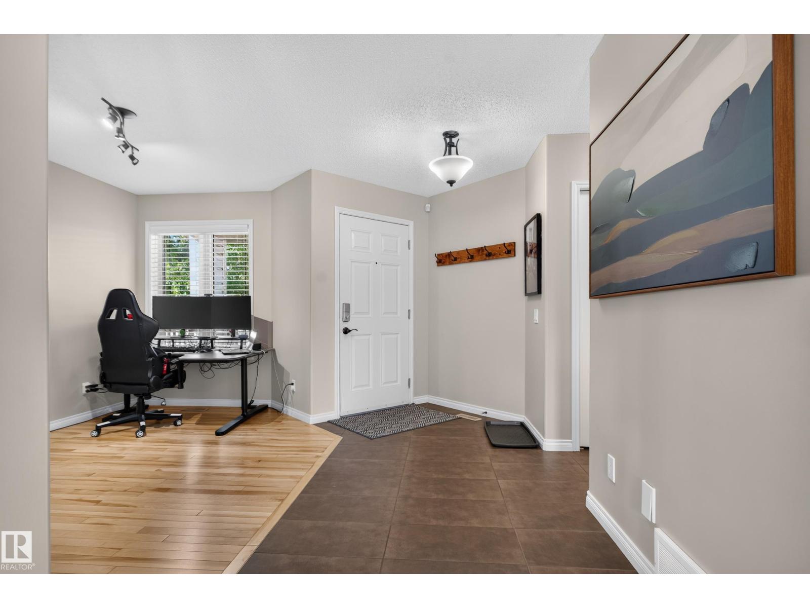 20853 92A AV NW - 18