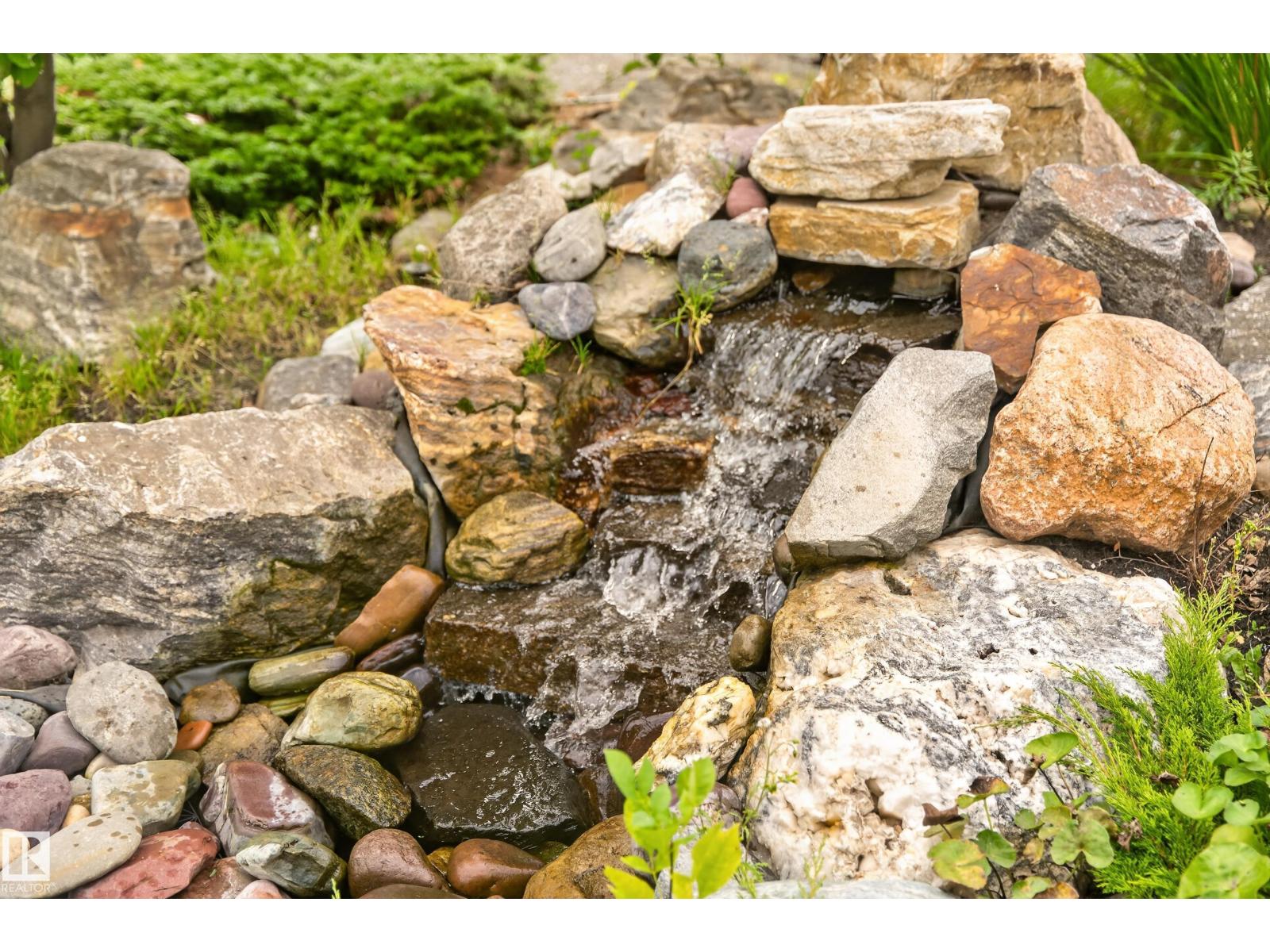 20853 92A AV NW - Image 47