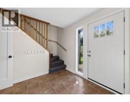 Family room - 677 Columbia Street, Lillooet, BC V0K1V0 Photo 6