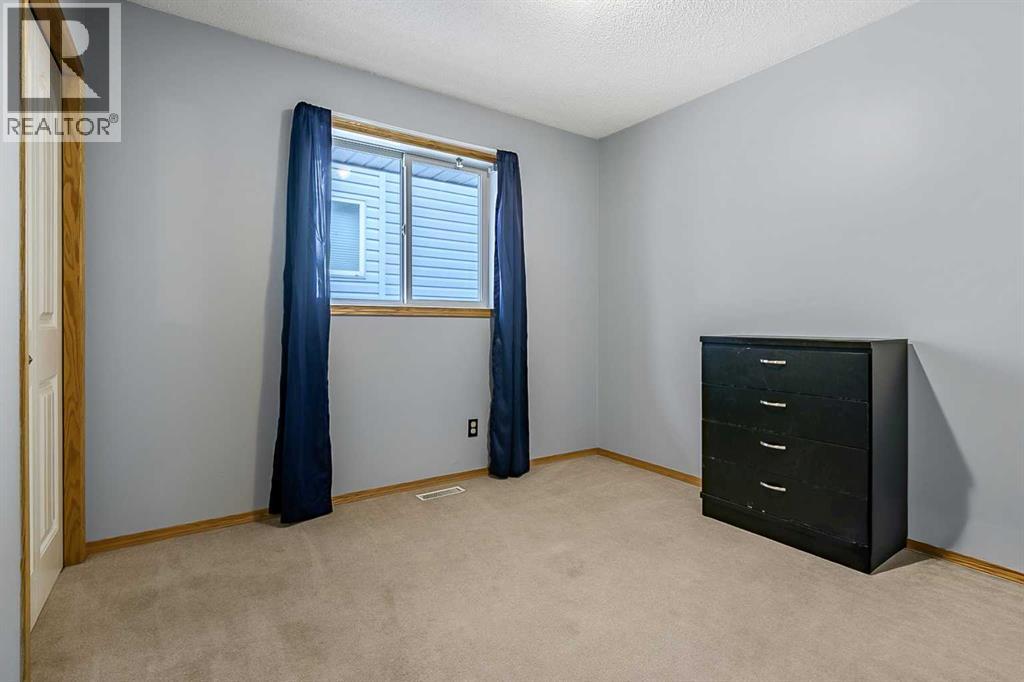 17 Westfall Crescent - 19