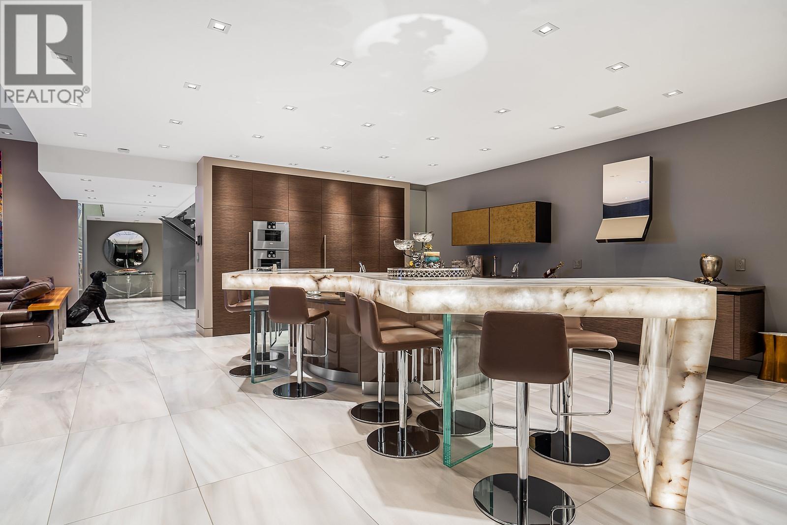 2331 WESTHILL DRIVE, West Vancouver