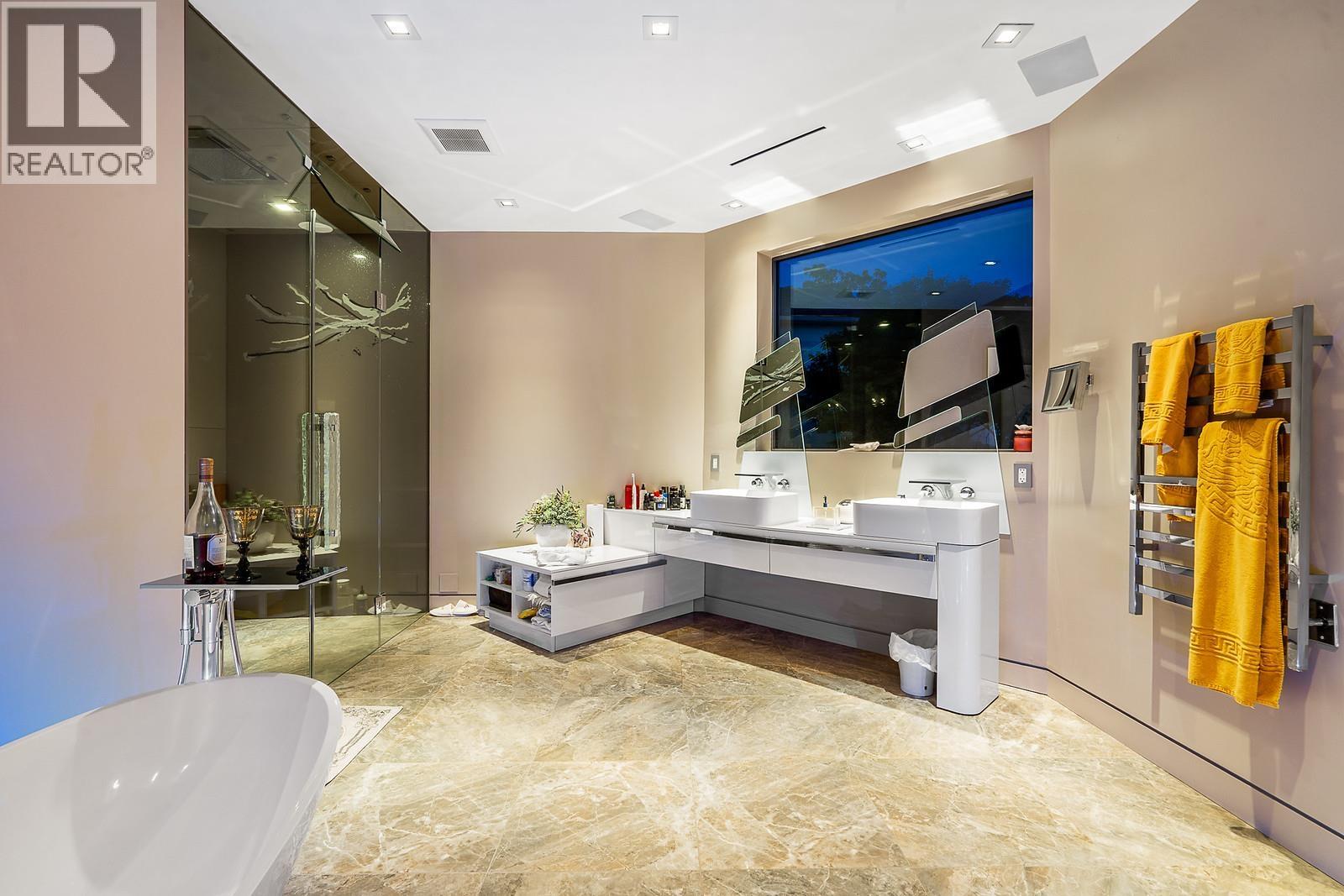 2331 WESTHILL DRIVE, West Vancouver