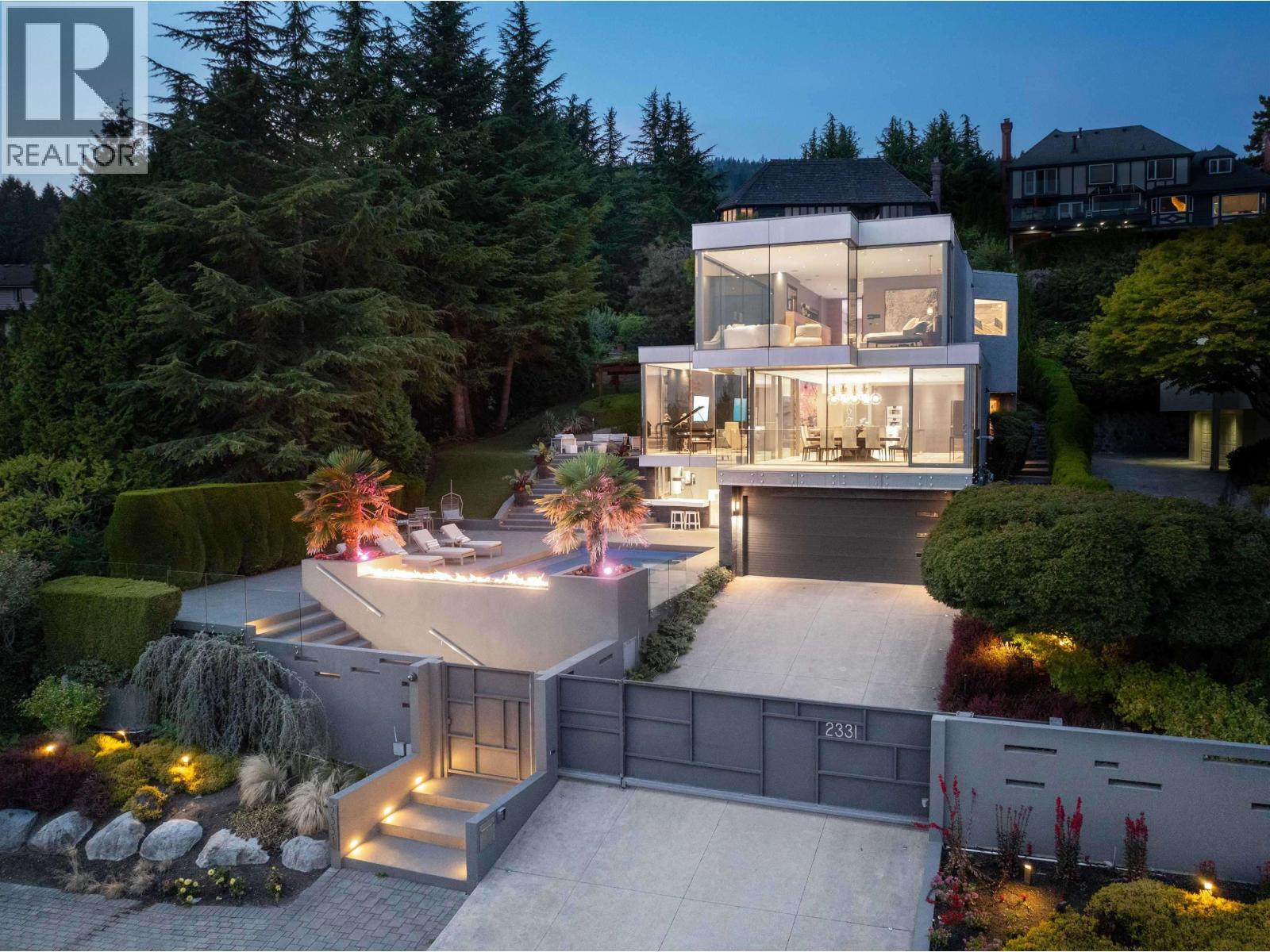 2331 WESTHILL DRIVE, West Vancouver