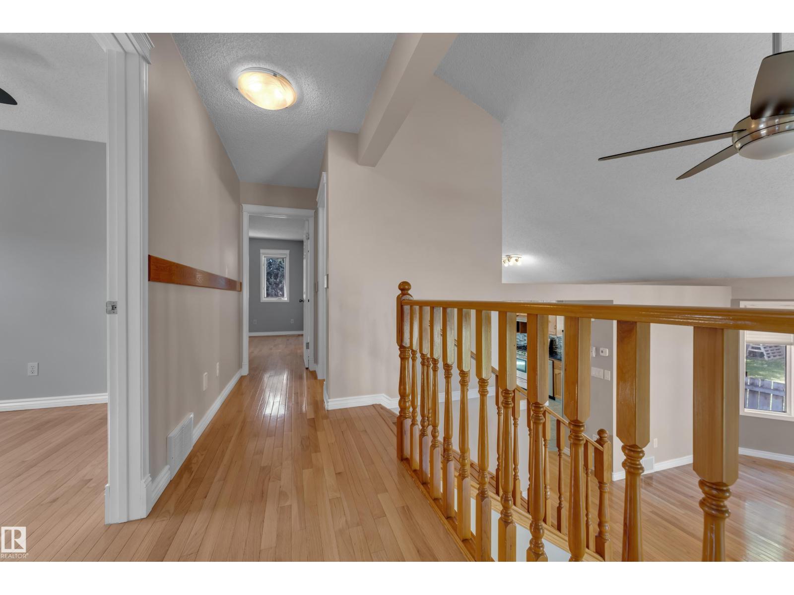 9722 157 ST NW - 17