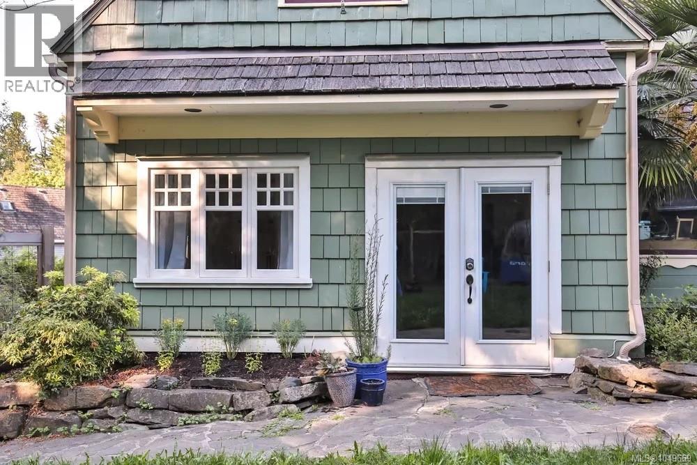 150 Drake Rd - Image 33