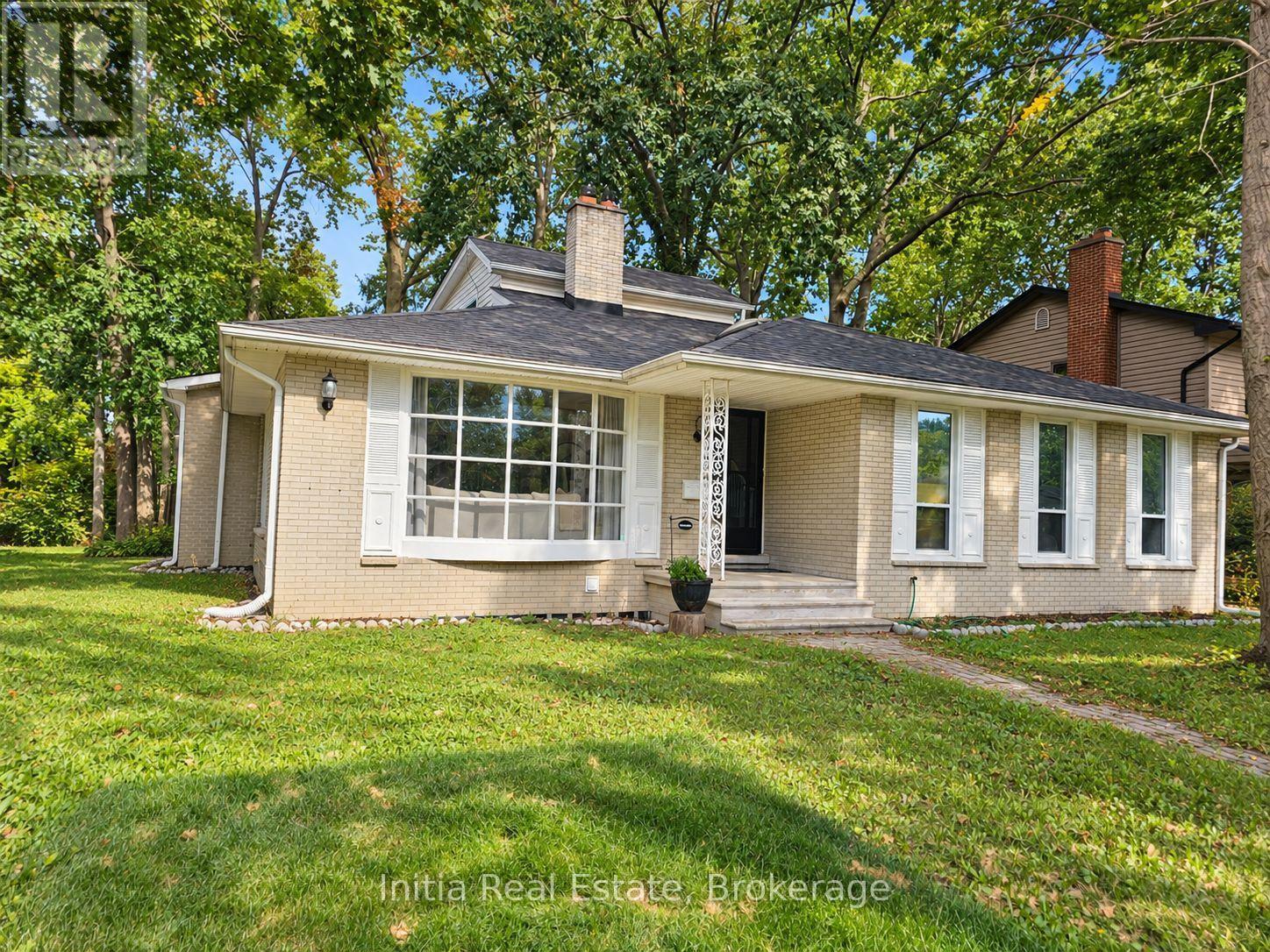 3400 ST PATRICK'S DRIVE, Windsor — photo 1