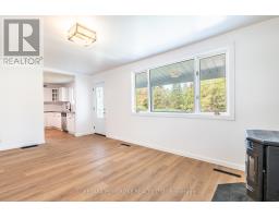 Office - 32560 Highway 17 Highway, Laurentian Hills, ON K0J1P0 Photo 11