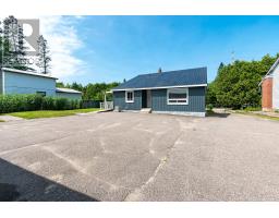 32560 Highway 17 Highway, Laurentian Hills, ON K0J1P0 Photo 38