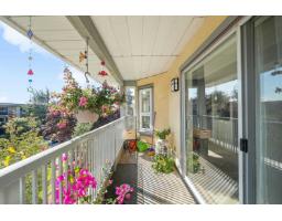 307 1459 Blackwood Street, White Rock, BC V4B2Y8 Photo 12