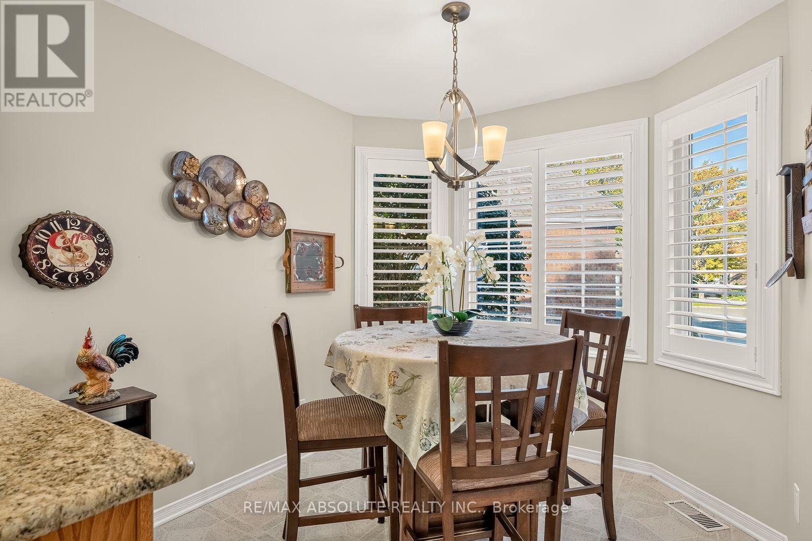 12 OYSTER BAY COURT - 20
