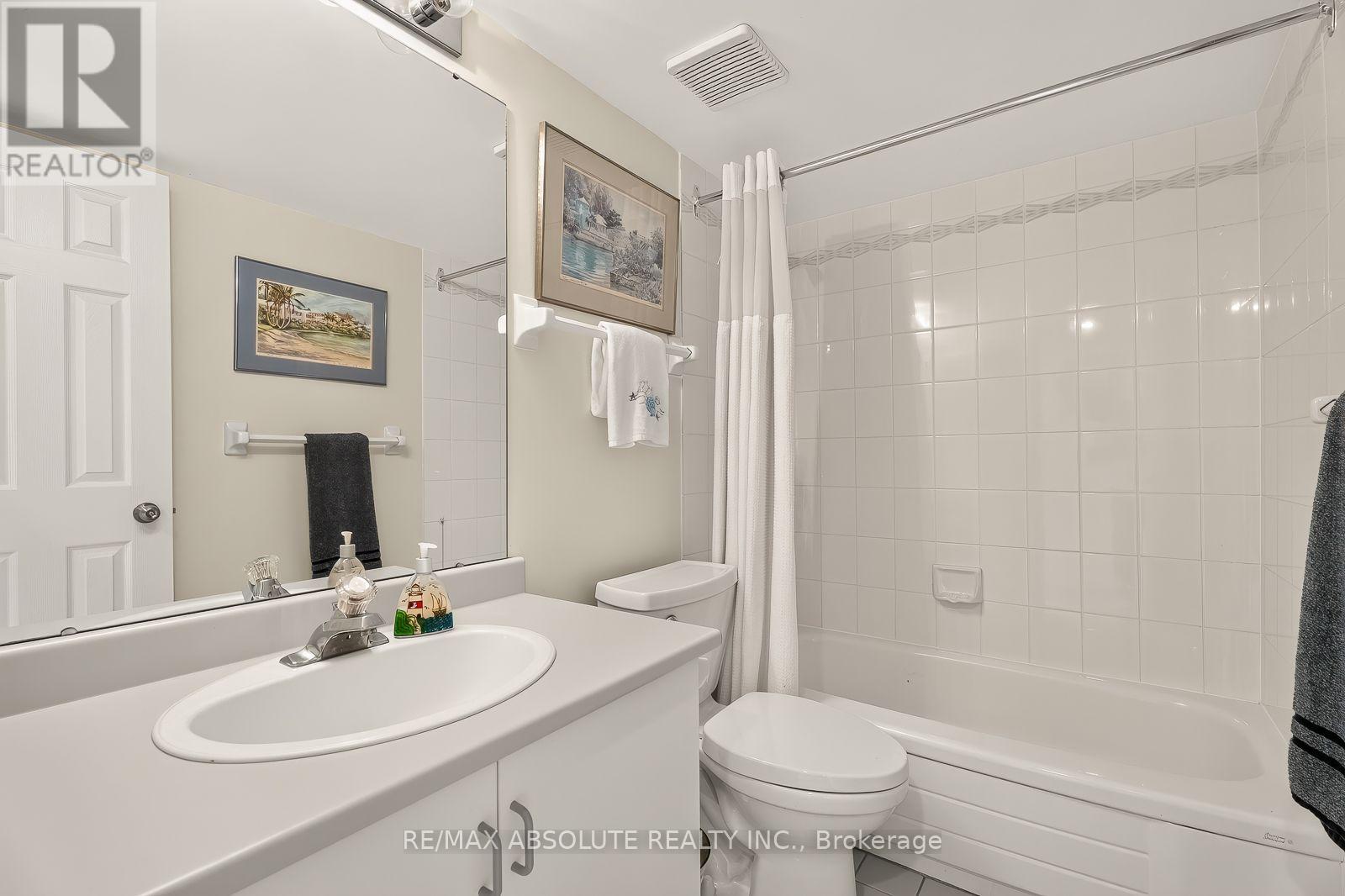 12 OYSTER BAY COURT photo 30