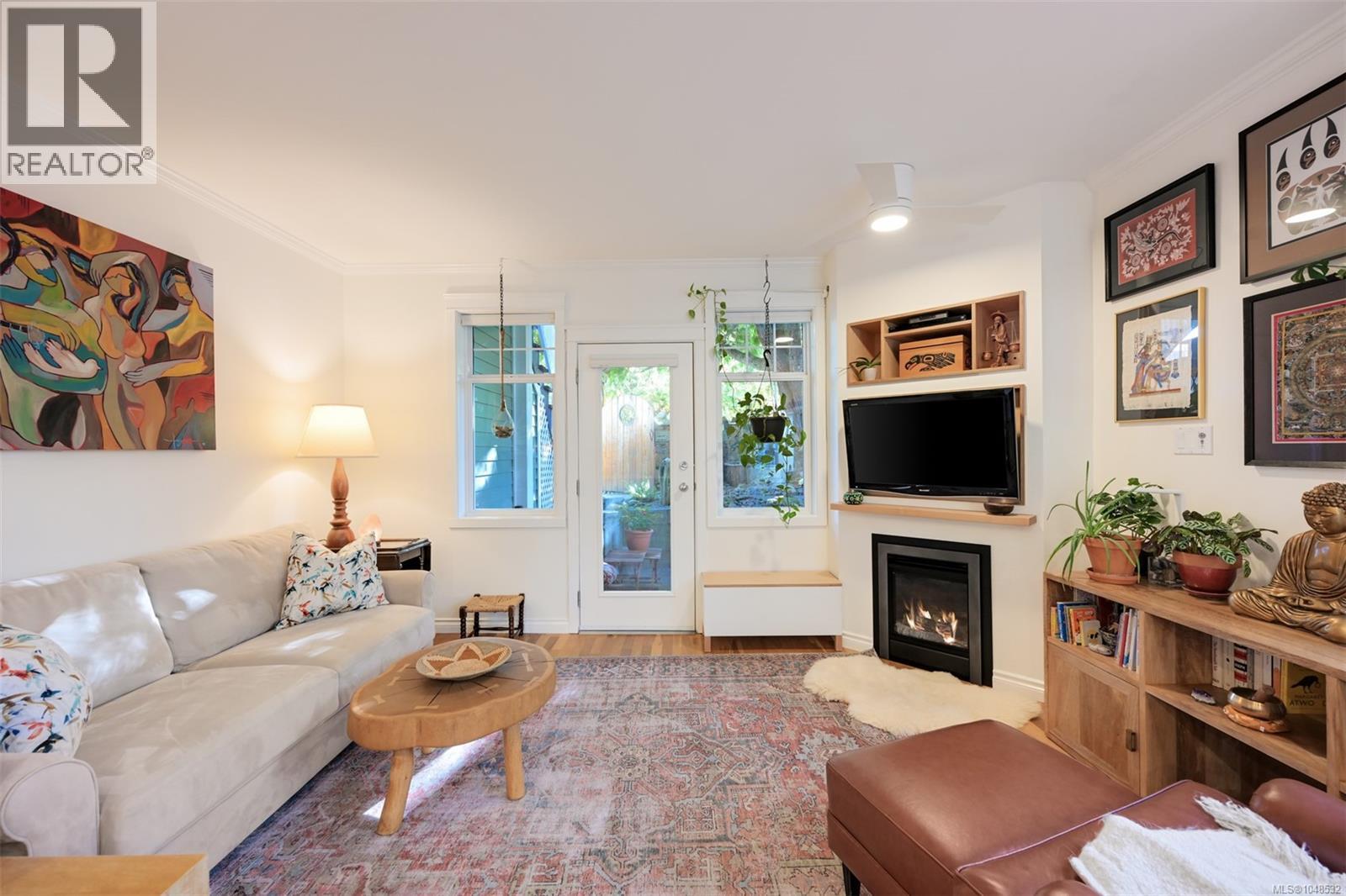1 2116 Richmond Rd, Victoria