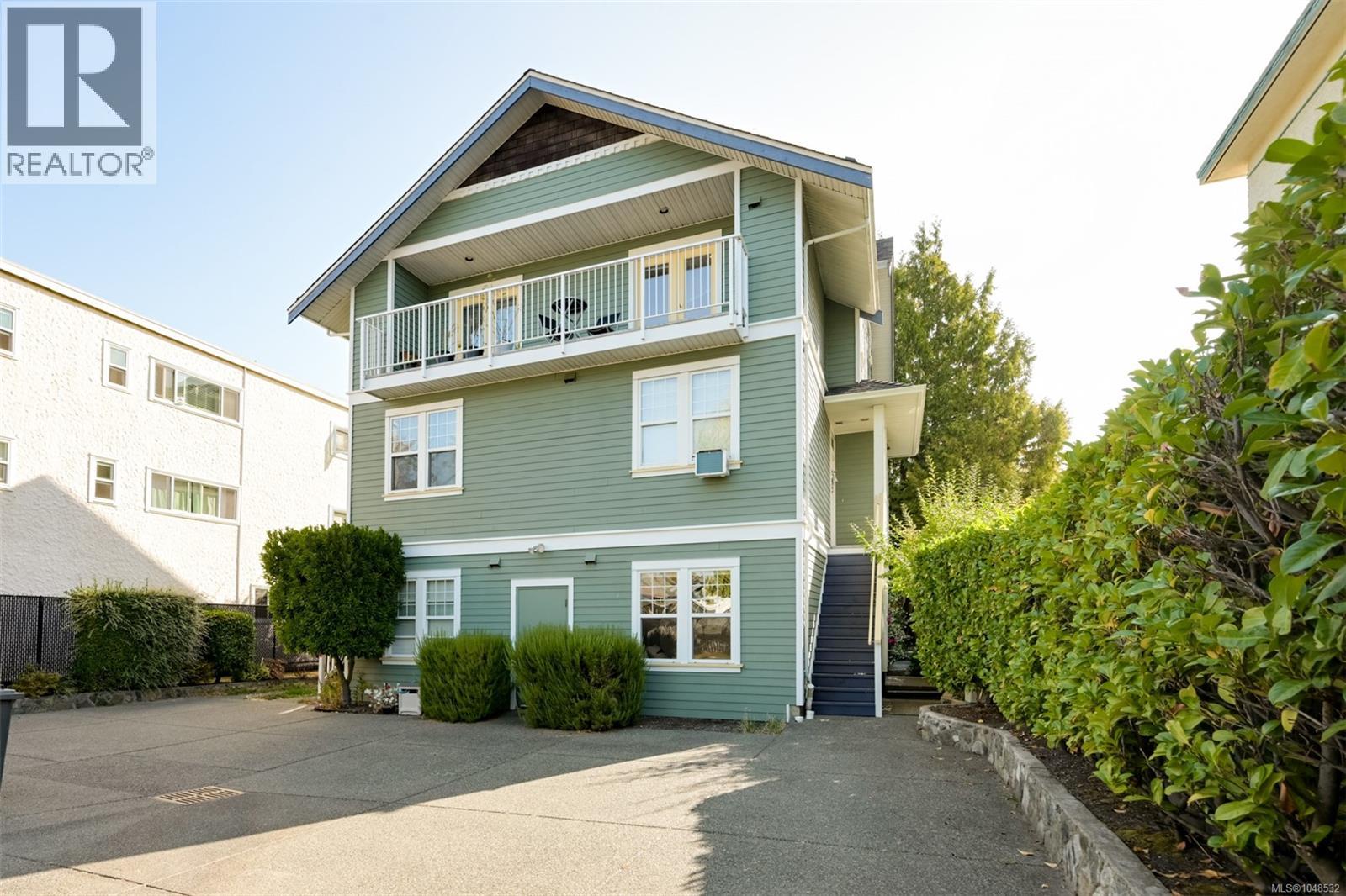 #1 2116 Richmond Rd - 57