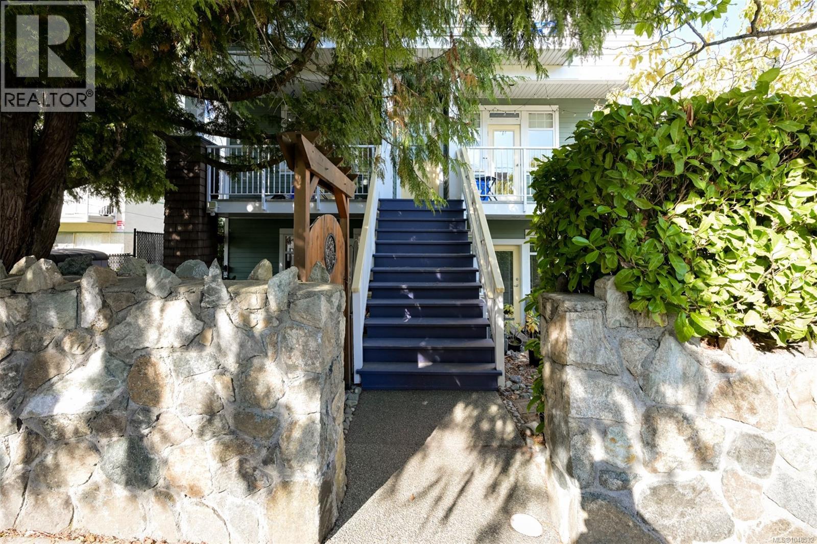 #1 2116 Richmond Rd - 61